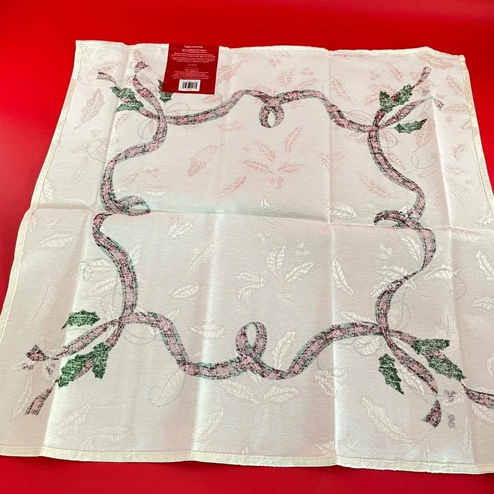 Lenox Holiday Nouveau Dinner Napkins Cream 20 x 20 Plaid Ribbon Holly Set of 11